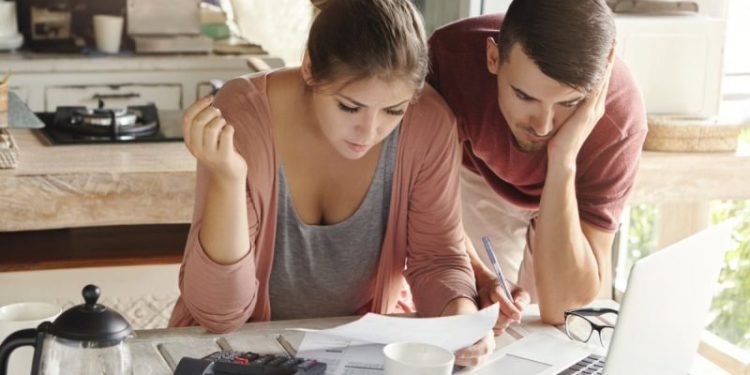 What is open ended credit plan and its main pros and cons?