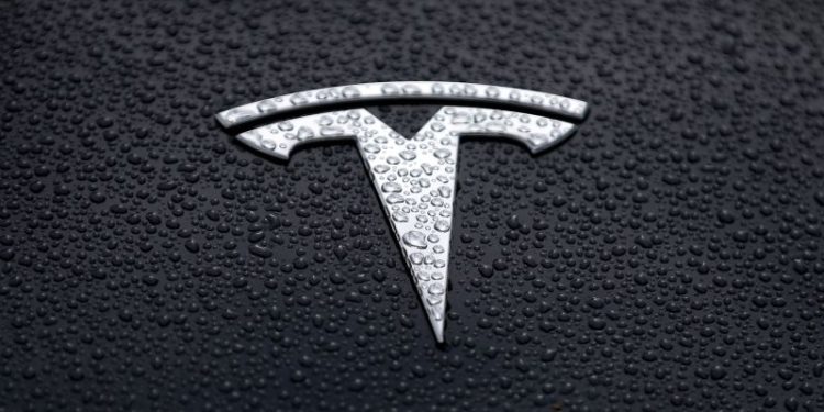 Fire at Tesla dealership near Rome destroys 17 cars