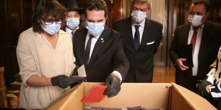 Dozens of boxes of Nazi materials found in basement at top Argentinian court