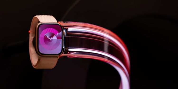 Apple Watch getting redesigned blood oxygen feature following legal dispute