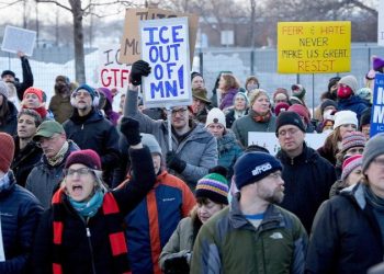 Top federal Minnesota prosecutors officially terminated after dispute over ICE shooting probe