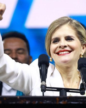 Who is the populist conservative president-elect in Costa Rica?